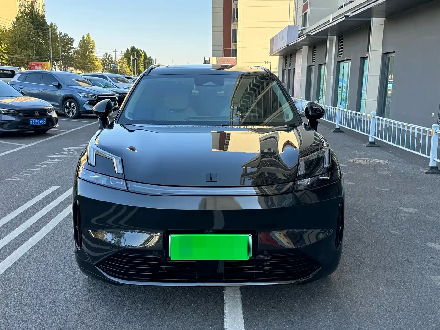 LynkCo 08 EM-P 2023 220km 4WD Performance Halo | Mobile.bg � ����������� 5