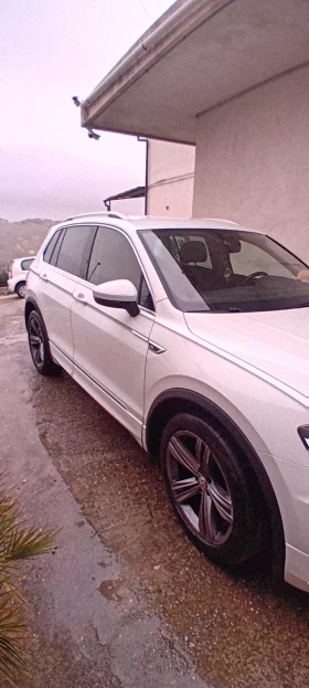 VW Tiguan 2.0 TDI SCR DSG 4MOTION Advanced BMT, снимка 2