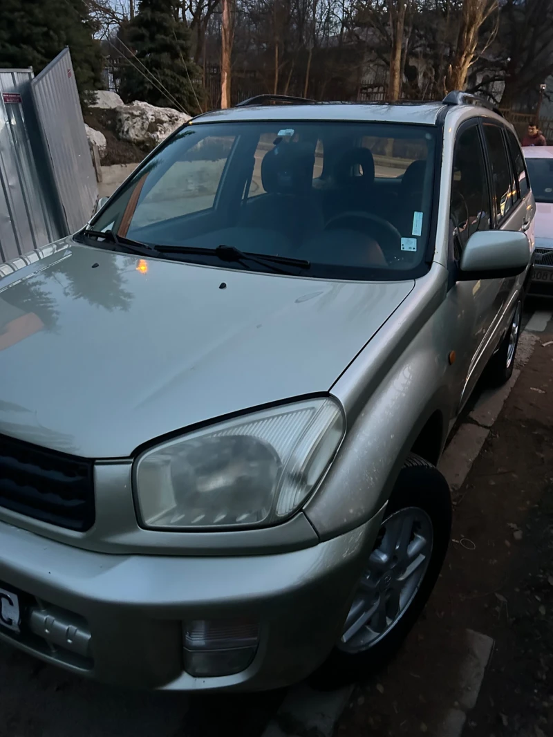 Toyota Rav4, снимка 1 - Автомобили и джипове - 48933336