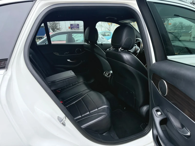Mercedes-Benz GLC 300 Offroad* Facelift, снимка 13 - Автомобили и джипове - 52666609