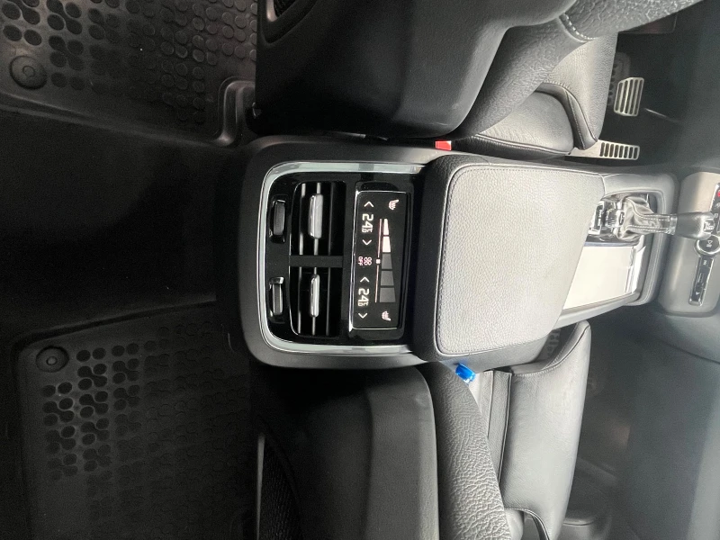 Volvo Xc90 R-DESIGN, снимка 10 - Автомобили и джипове - 53100425