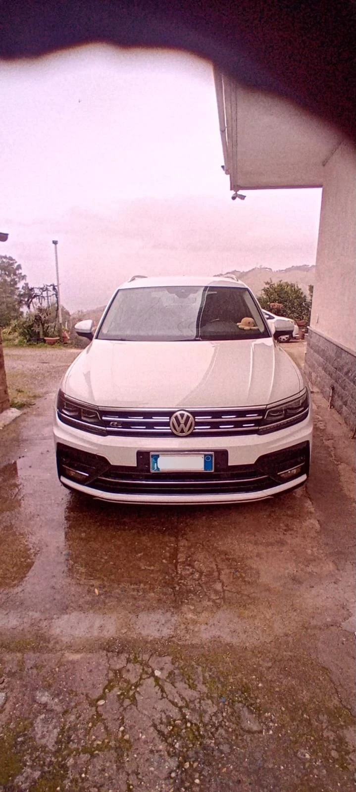 VW Tiguan 2.0 TDI SCR DSG 4MOTION Advanced BMT | Auto.bg — изображение 1