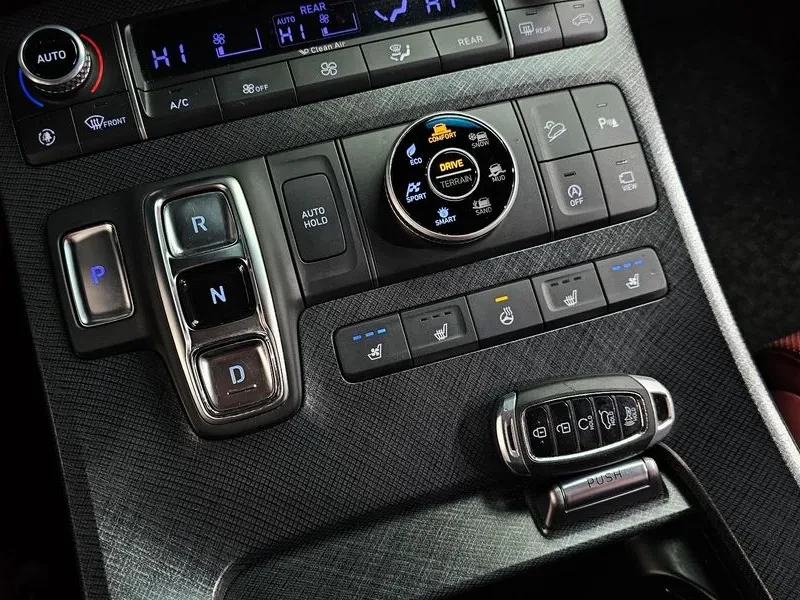 Hyundai Palisade 3.8 4WD - САМО 30% АВАНС, снимка 9 - Автомобили и джипове - 55885416