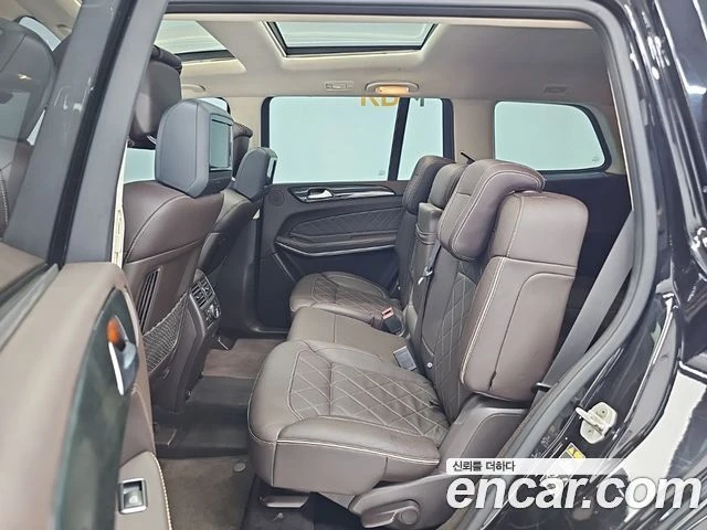 Mercedes-Benz GLS 500, снимка 11 - Автомобили и джипове - 56077593