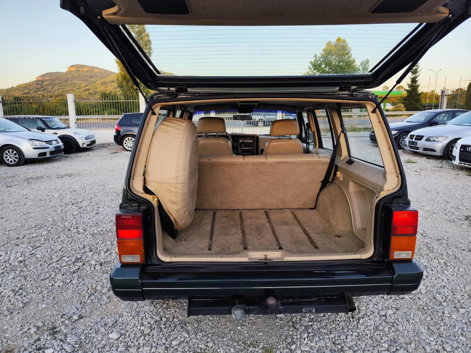 Jeep Cherokee 4.0 бензин реани километри - изображение 7
