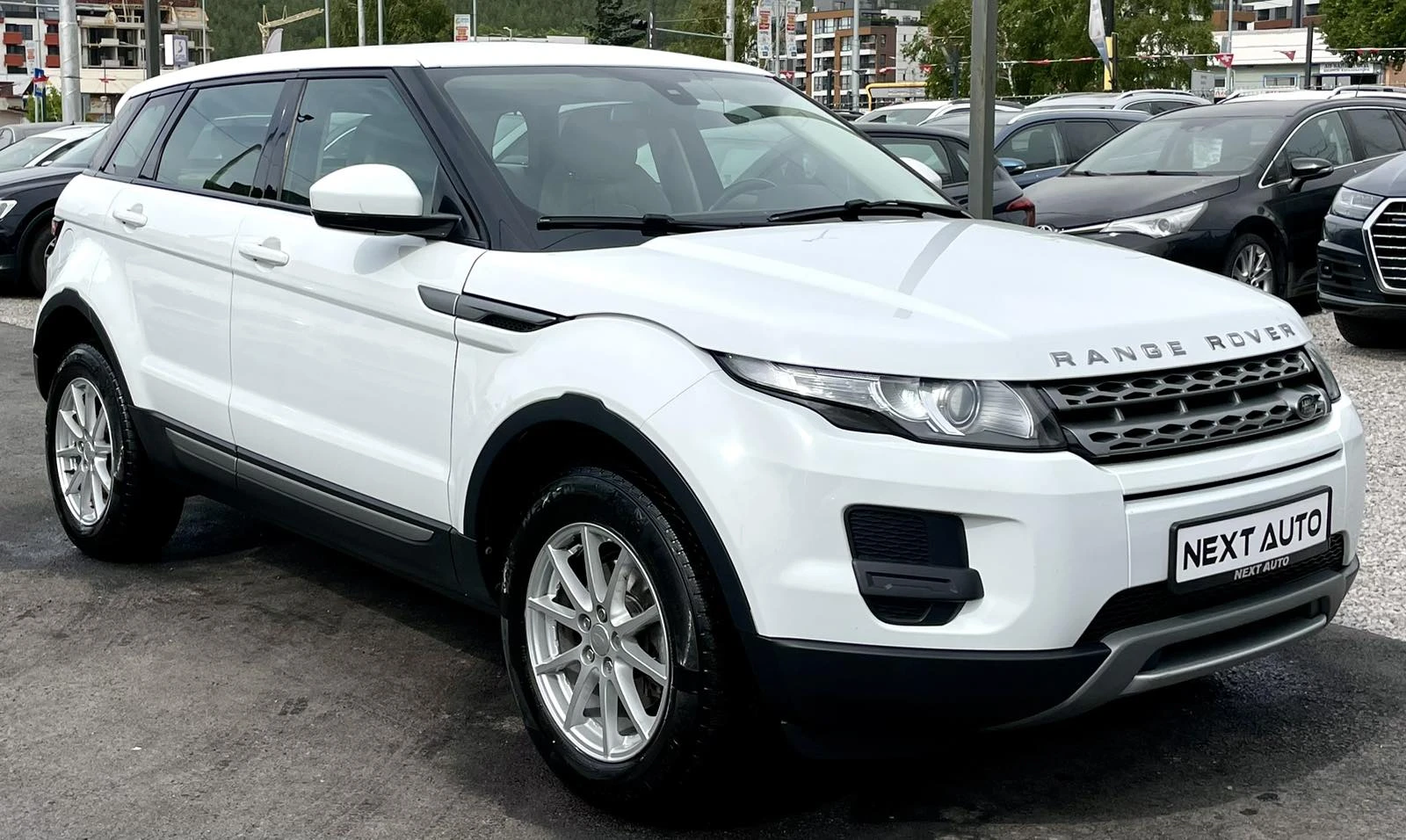 Land Rover Range Rover Evoque 2.2D 150HP TD4 EURO5B - изображение 3