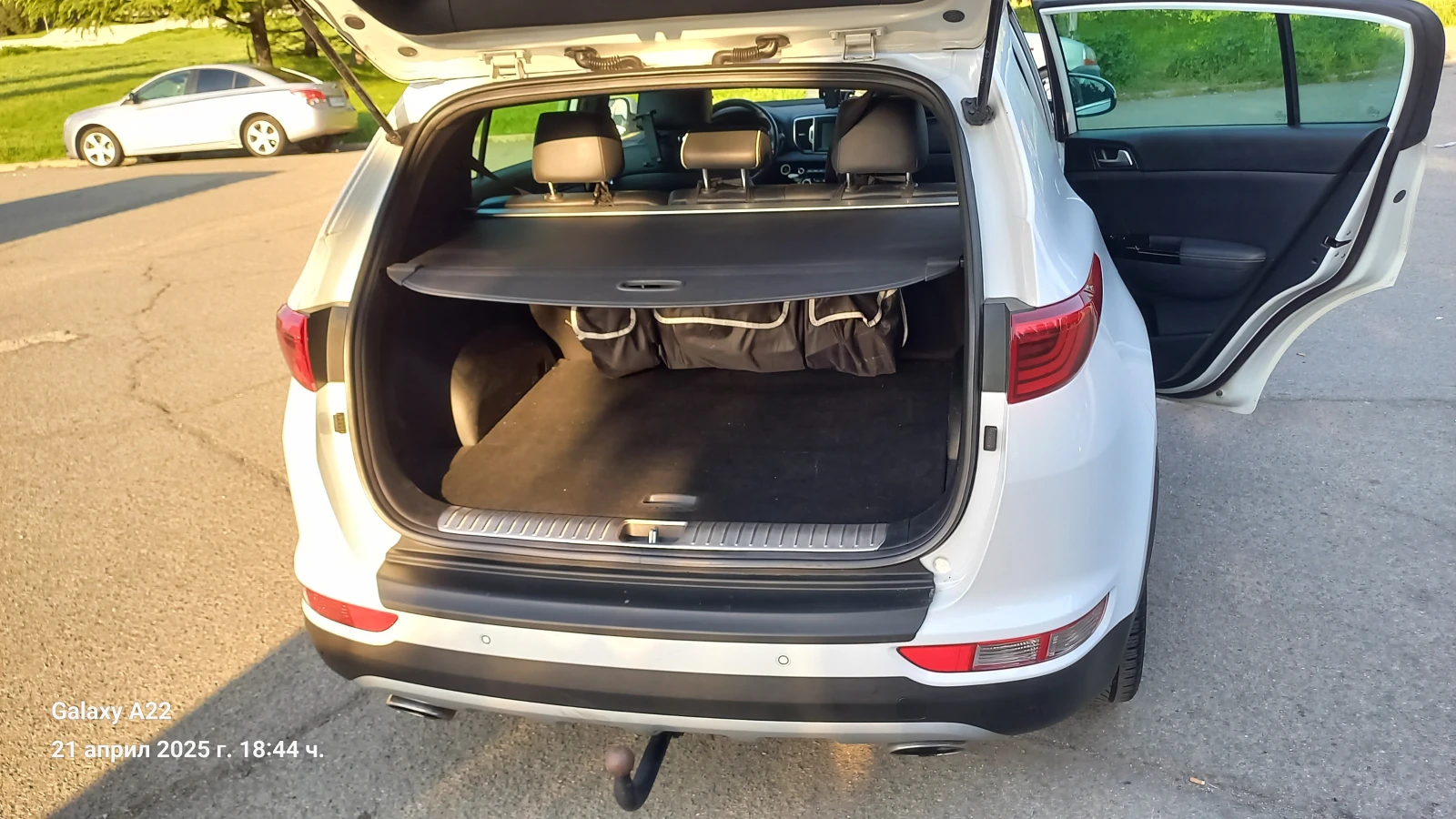 Kia Sportage PANO/ KEYLESS/ PODGREV/ NAVI | Mobile.bg � ����������� 11