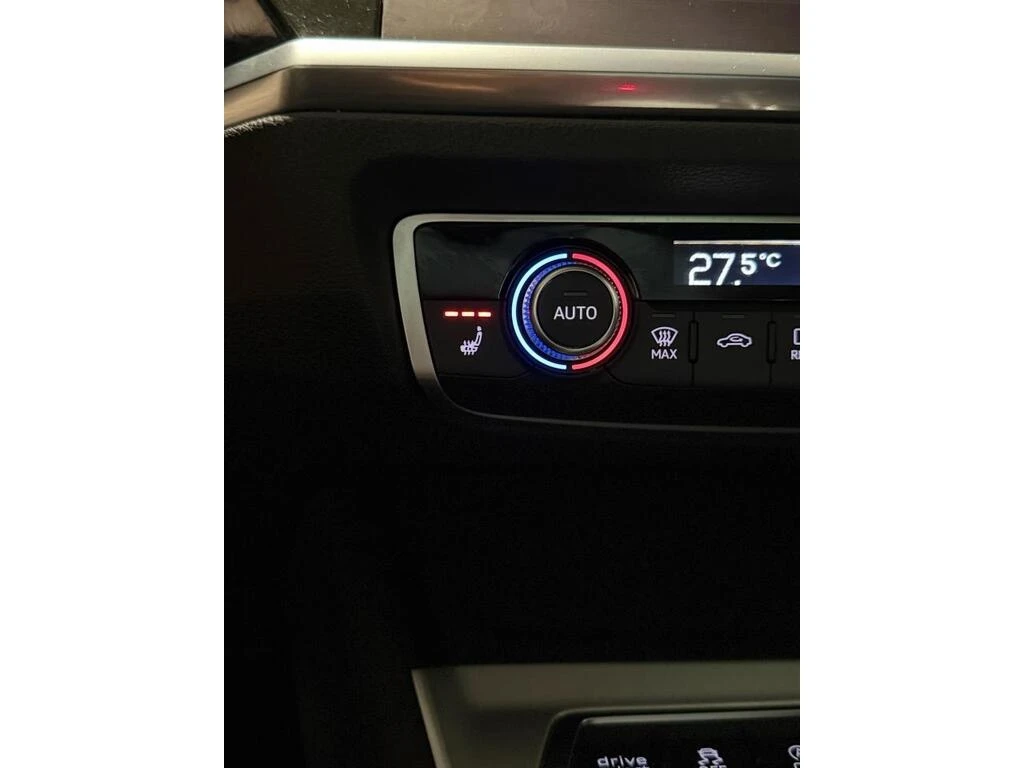 Audi Q3 * Komfort 45 TFSI quattro * CARFAX * ��� ��������� | Mobile.bg � ����������� 15