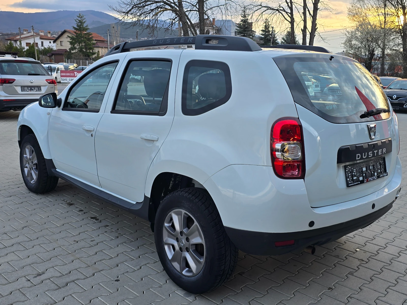 Dacia Duster 1.5DCI, 109к.с., Евро6, 2016г., снимка 4 - Автомобили и джипове - 53971075
