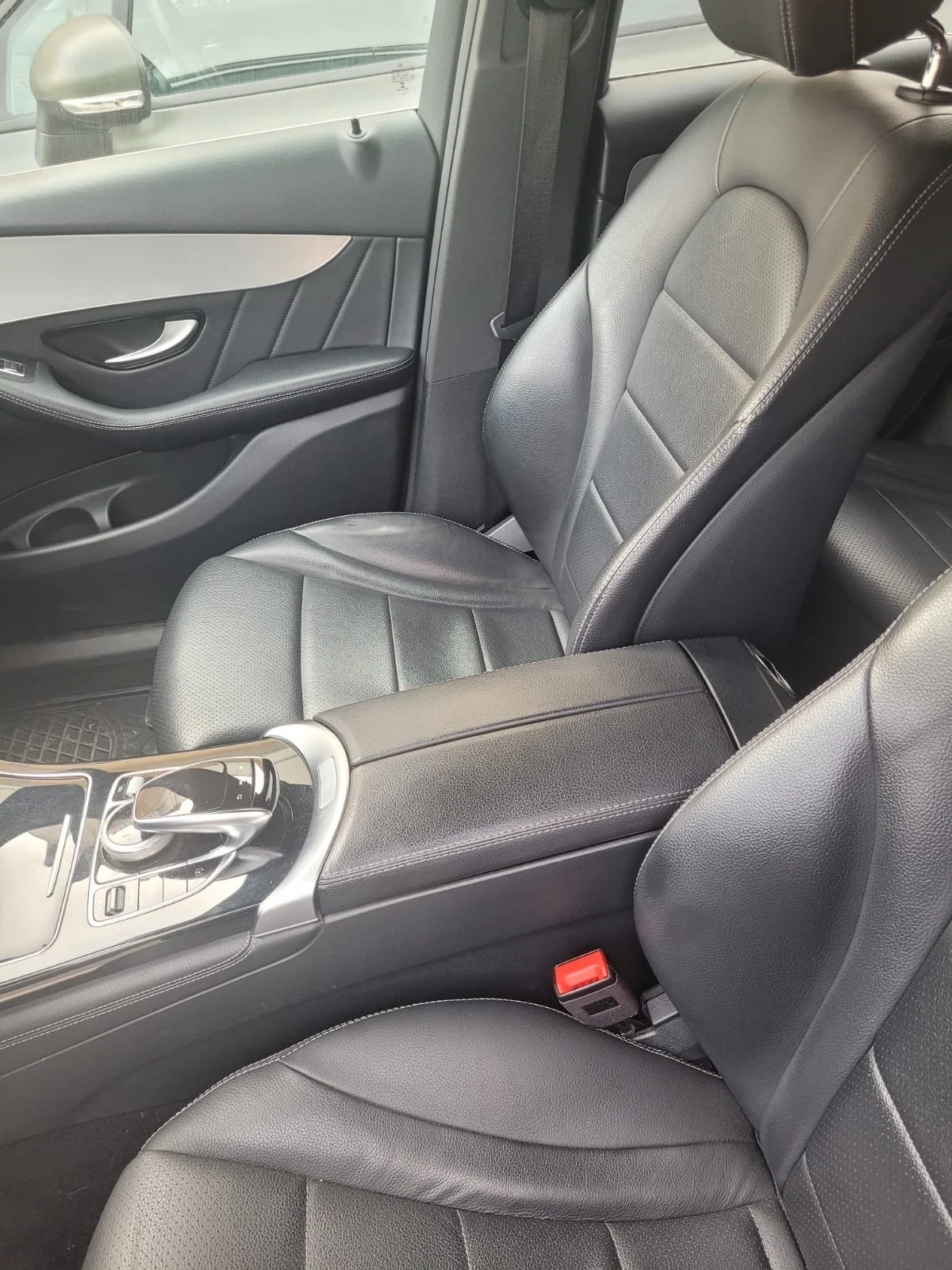 Mercedes-Benz GLC 250 250 d 4Matic Exclusive, снимка 11 - Автомобили и джипове - 54012759