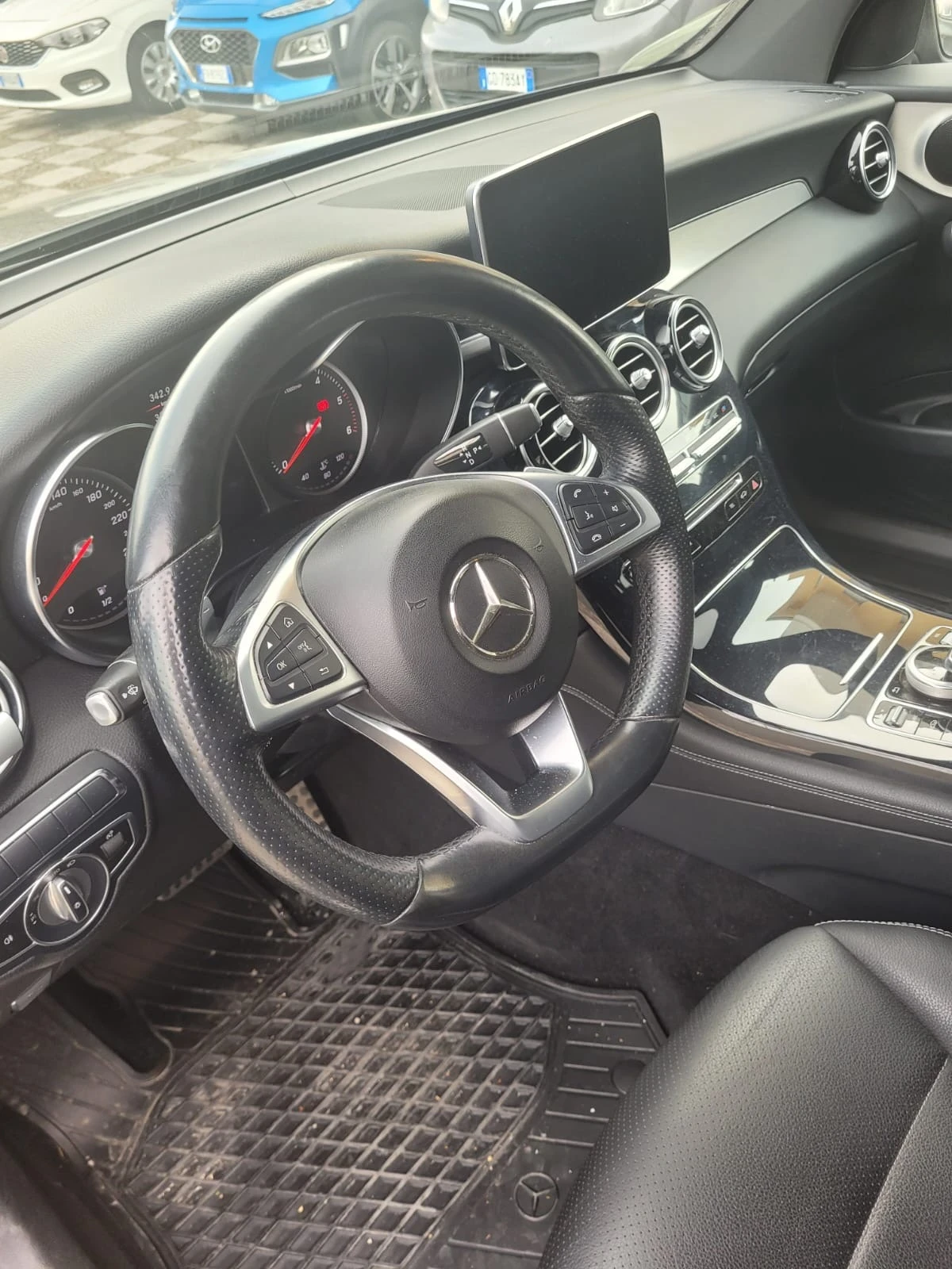Mercedes-Benz GLC 250 250 d 4Matic Exclusive, снимка 7 - Автомобили и джипове - 54012759