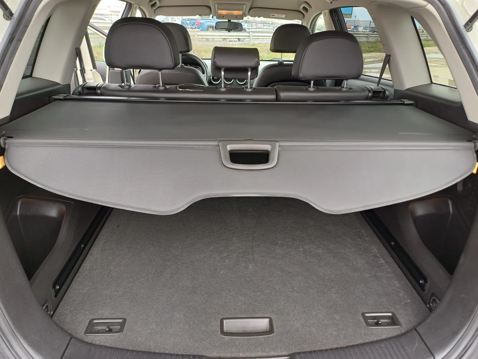 Opel Antara 2.2 163к.с. , снимка 11 - Автомобили и джипове - 54086920