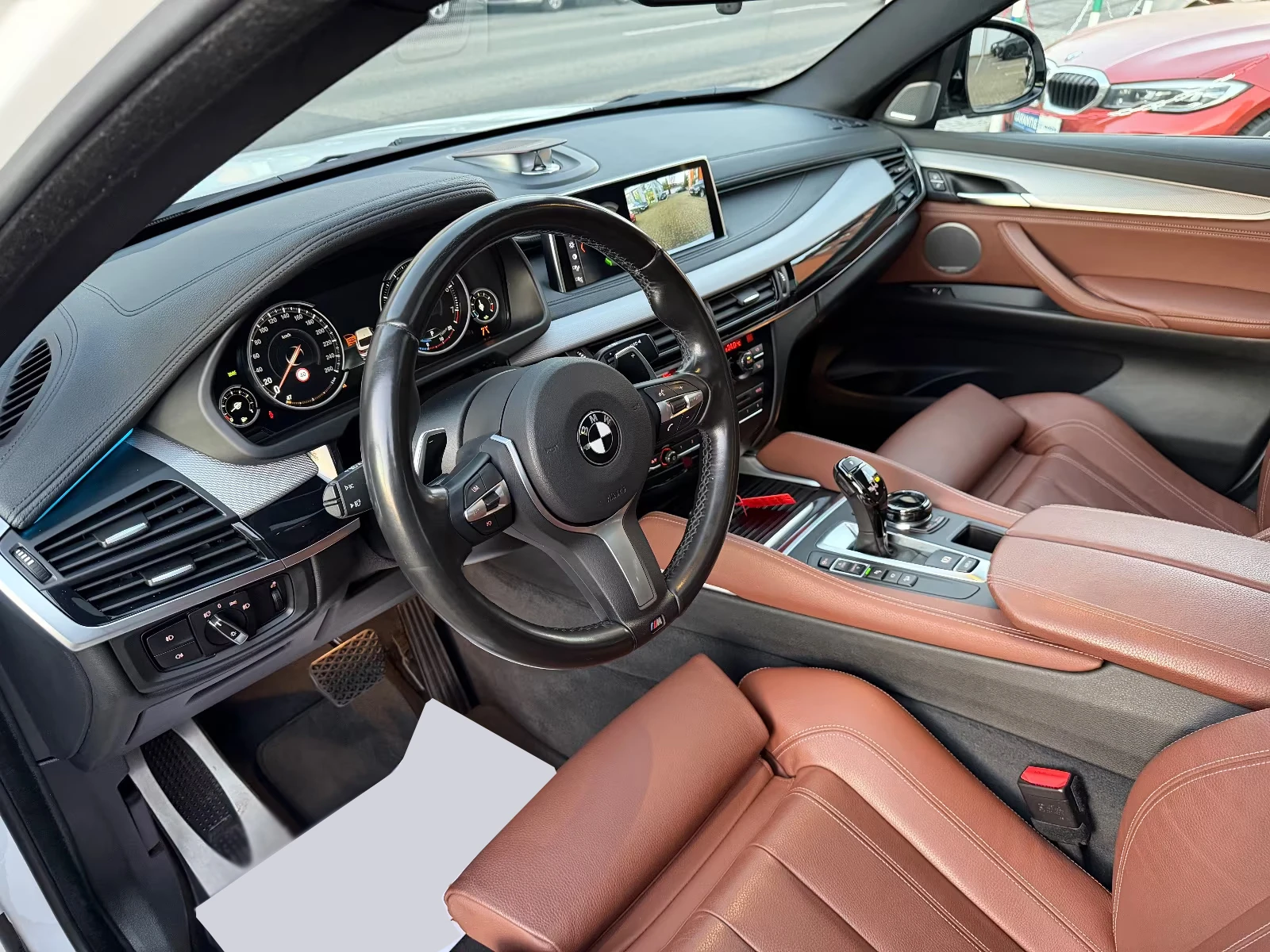 BMW X6 XDRIVE 50i/M SPORT/449HP/B&O/HUD/360/NAVI/192h, снимка 8 - Автомобили и джипове - 54220415