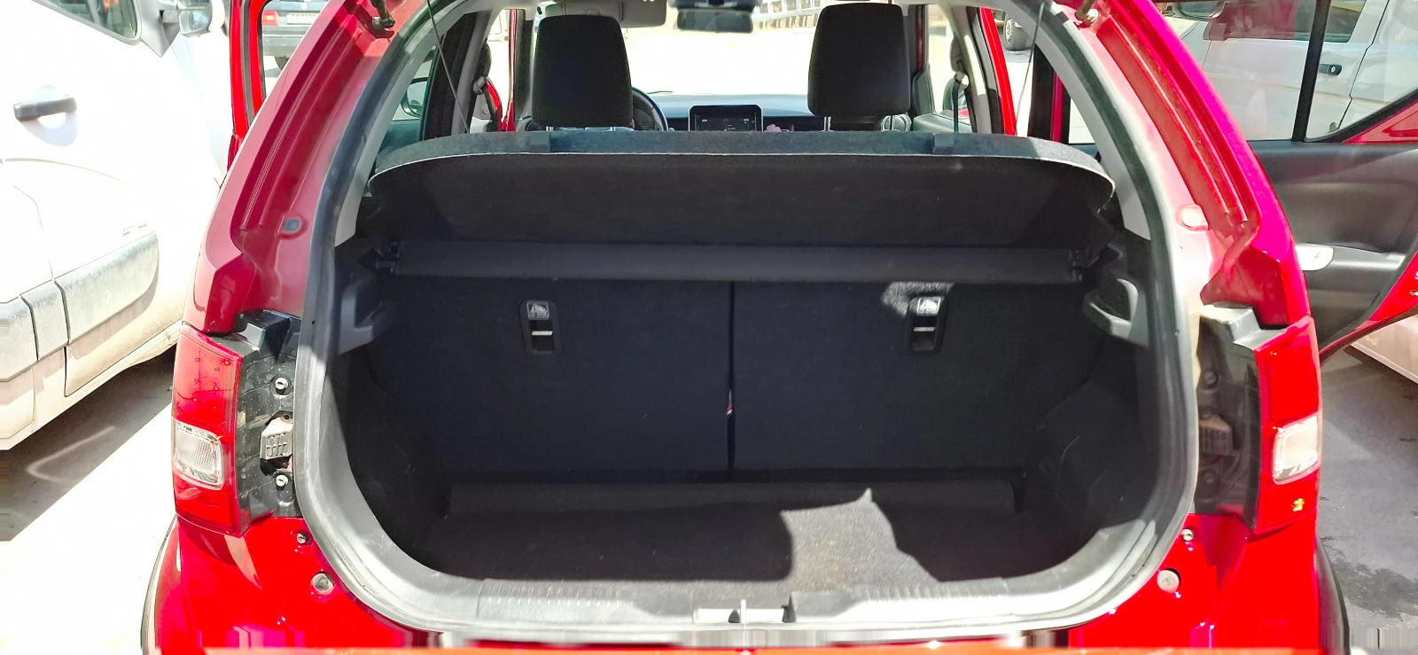 Suzuki Ignis, снимка 9 - Автомобили и джипове - 54356570