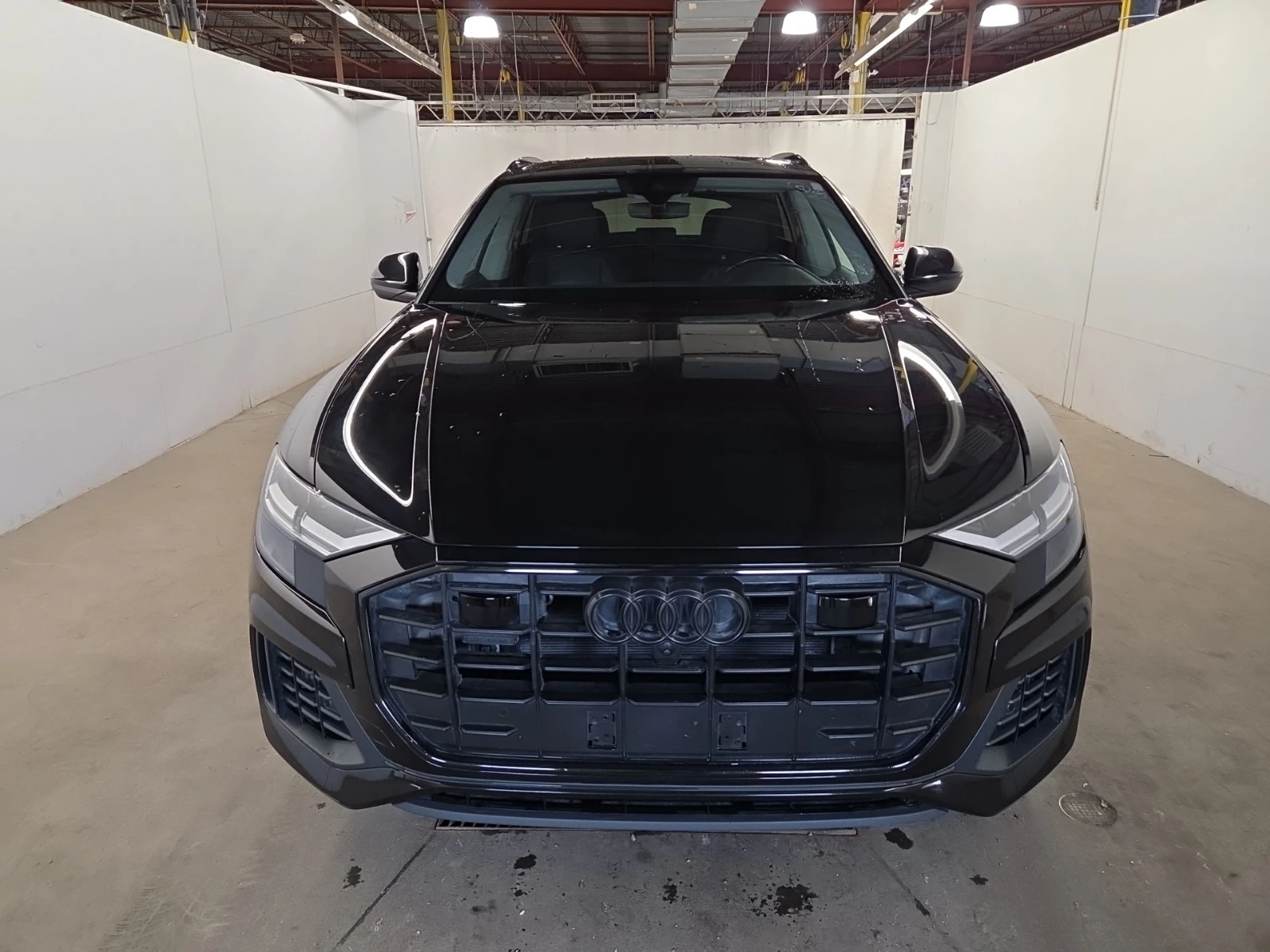 Audi Q8 Premium 55 TFSI quattro, снимка 3 - Автомобили и джипове - 54425018
