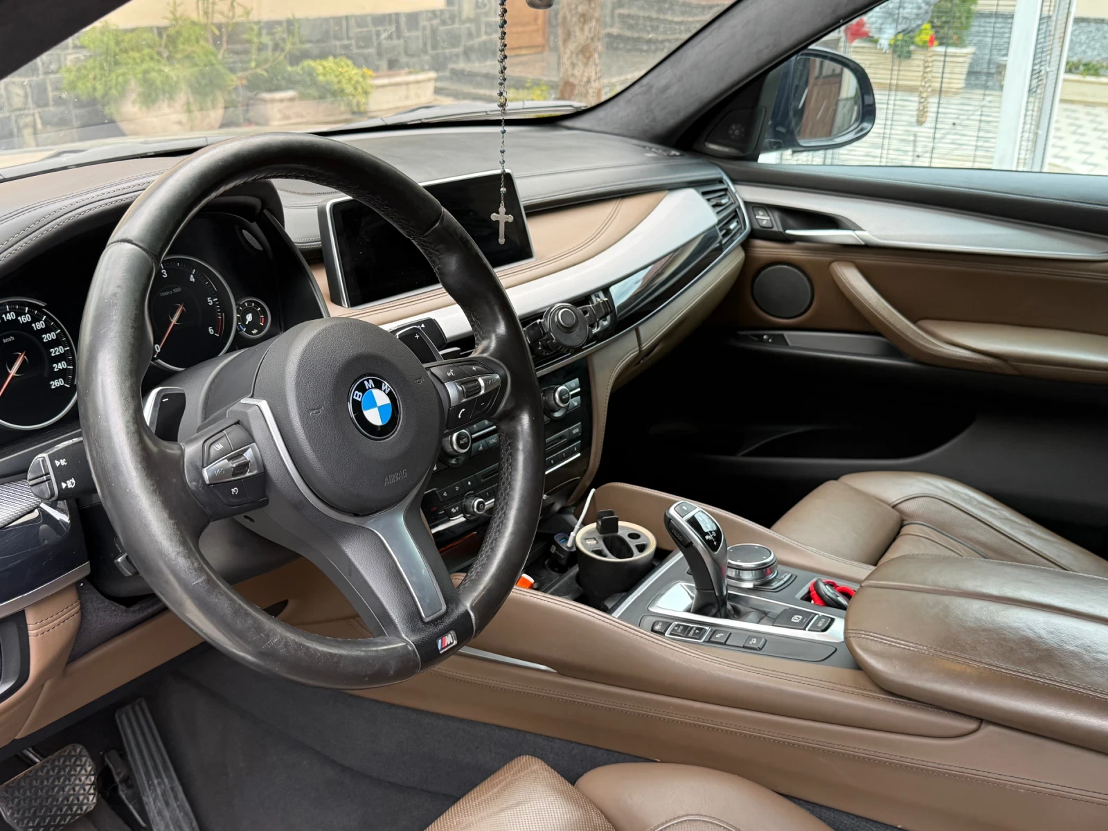 BMW X6 М40D, снимка 3 - Автомобили и джипове - 54455636
