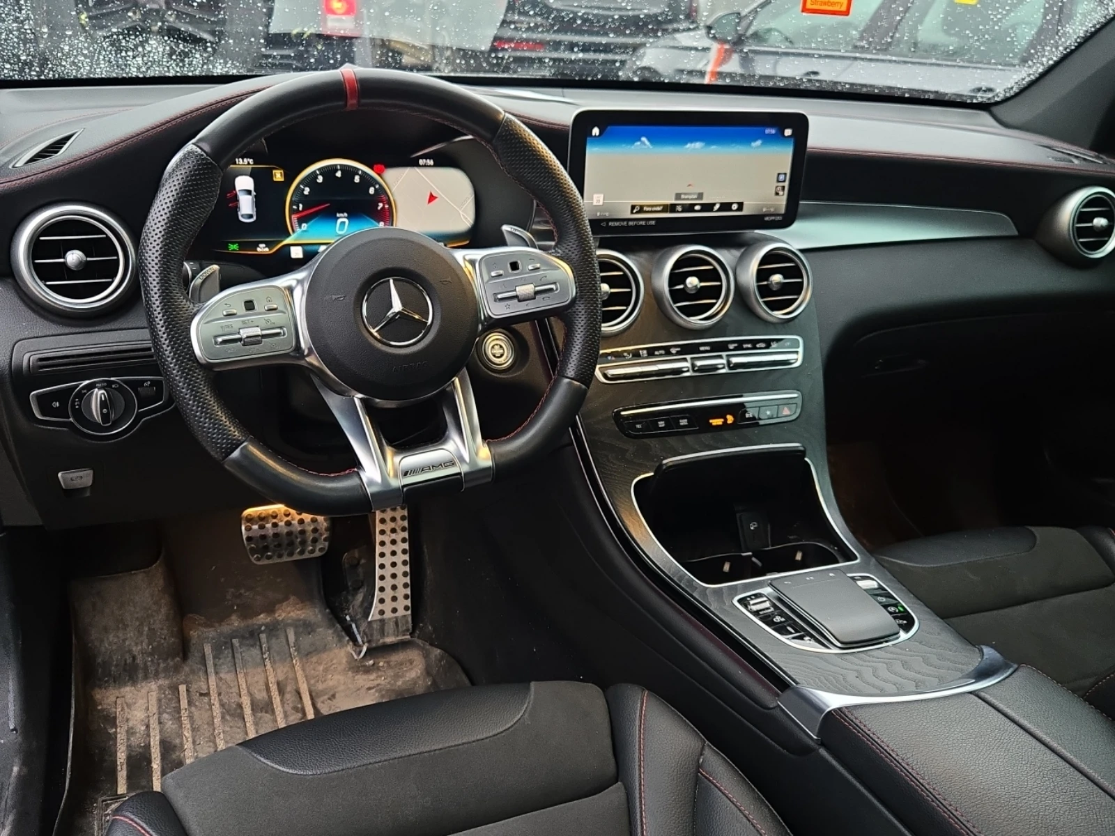 Mercedes-Benz GLC 43 AMG * * CARFAX * * АВТО КРЕДИТ * * Цена до БГ * * , снимка 9 - Автомобили и джипове - 54529086