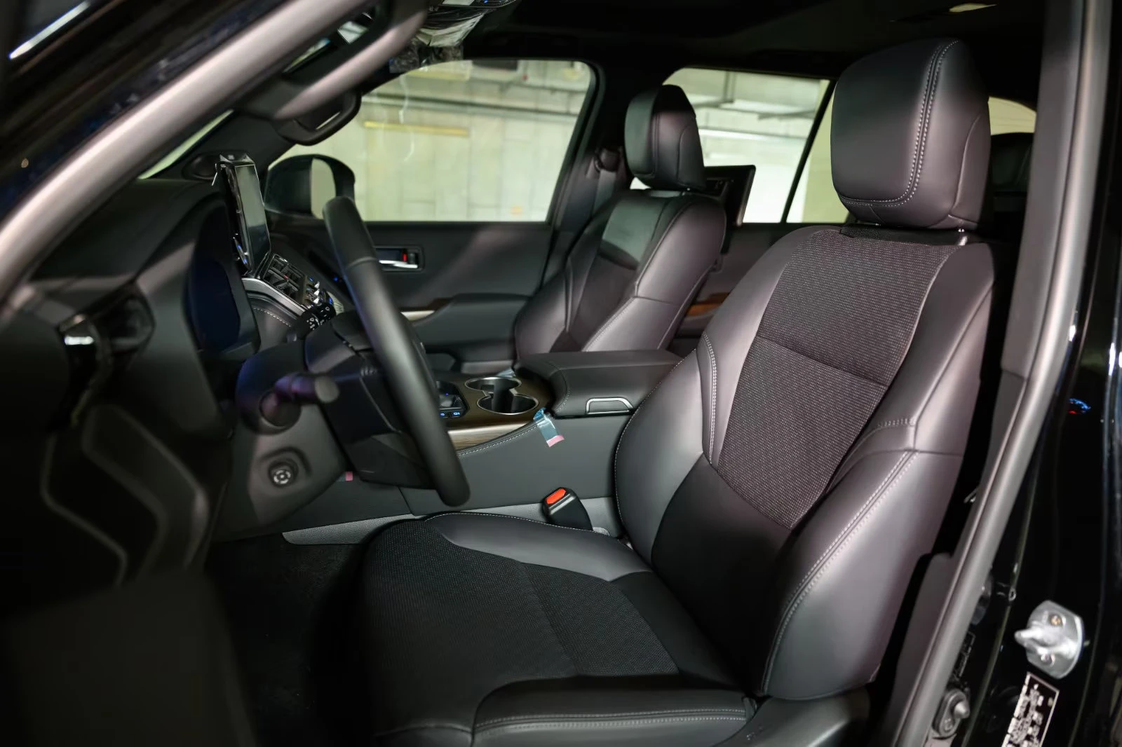 Toyota Land cruiser ���!/LC300/415HP/PREMIUM/7S/PANO/360/JBL/TV/298q | Mobile.bg � ����������� 4