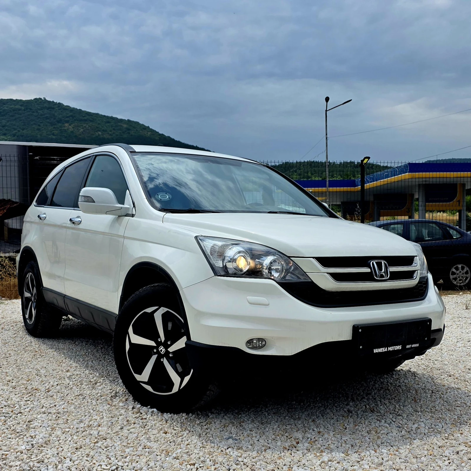 Honda Cr-v  C-Историа Fecelift Navi Парктроник 4х4 , снимка 3 - Автомобили и джипове - 55132802