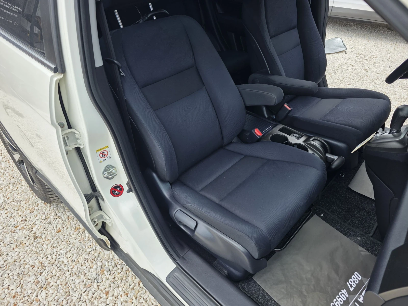 Honda Cr-v  C-Историа Fecelift Navi Парктроник 4х4 , снимка 8 - Автомобили и джипове - 55132802