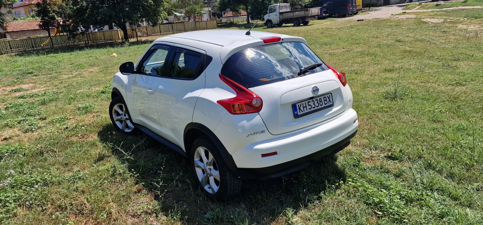 Nissan Juke, снимка 5 - Автомобили и джипове - 55493498