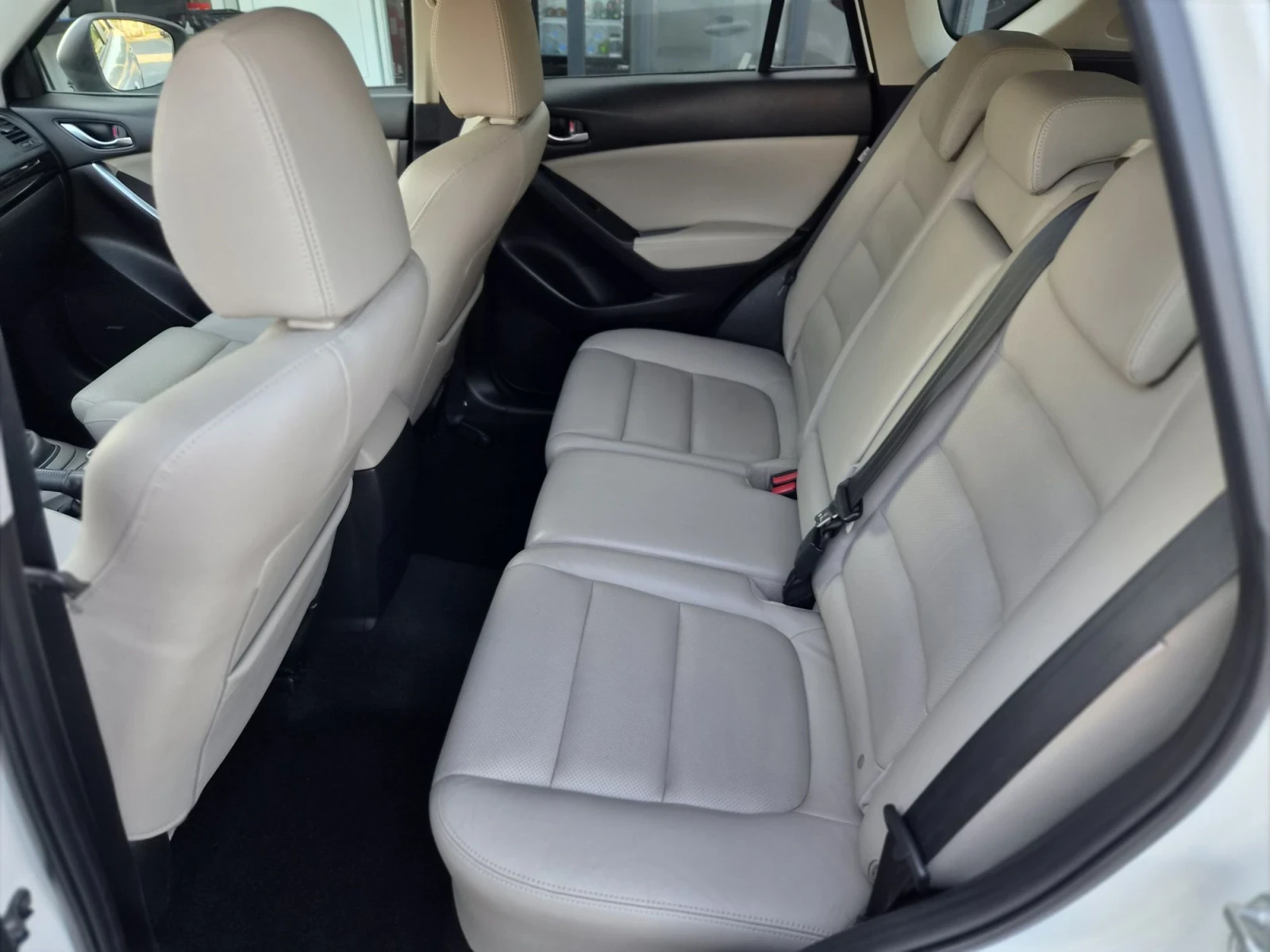 Mazda CX-5 2.2D 4WD, снимка 13 - Автомобили и джипове - 55727316
