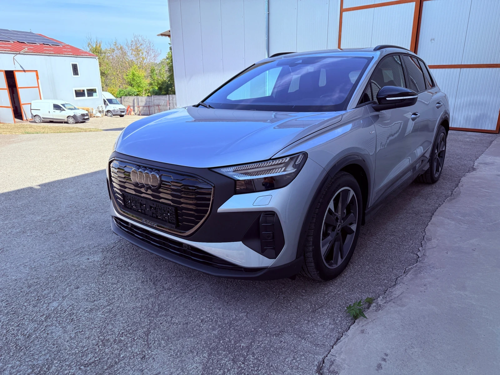 Audi Q4 84kwh, 4х4, 2026г., 6800км, ГАРАНЦИОНЕН