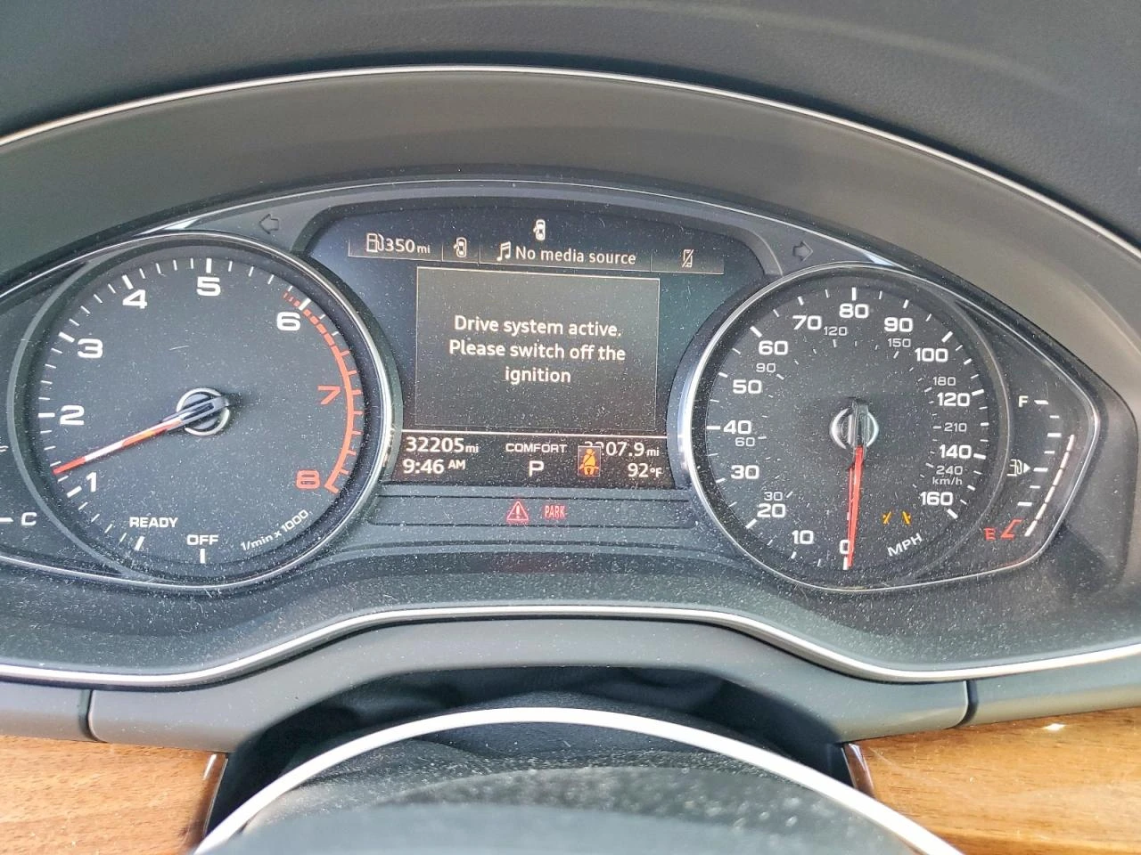 Audi Q5 2.0l Premium 45, снимка 9 - Автомобили и джипове - 55802586