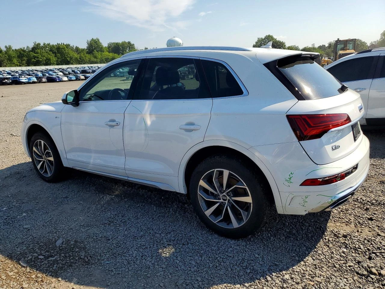 Audi Q5 2.0l Premium 45, снимка 2 - Автомобили и джипове - 55802586