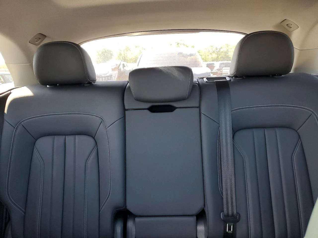 Audi Q5 2.0l Premium 45, снимка 10 - Автомобили и джипове - 55802586