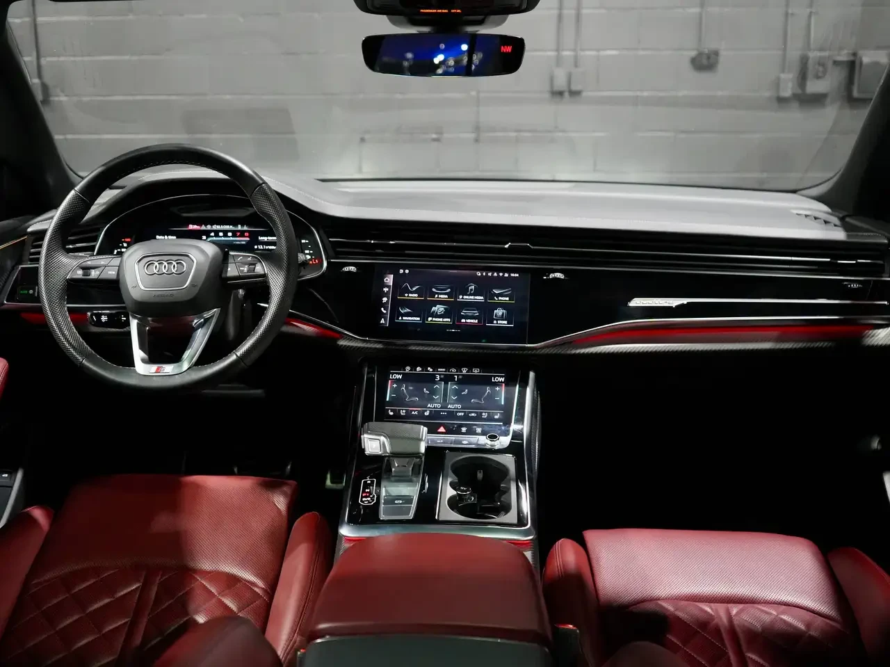 Audi SQ8, снимка 9 - Автомобили и джипове - 56227122
