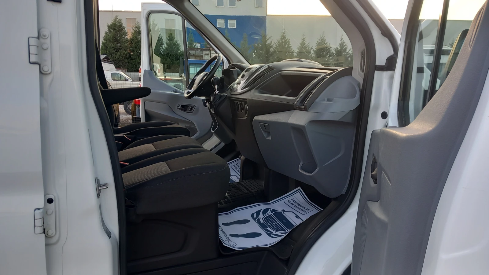 Ford Transit 125000км!!!/7 МЕСТА/КЛИМАТИК/АВТОПИЛОТ/6ск./ЕВРО 6 - изображение 8