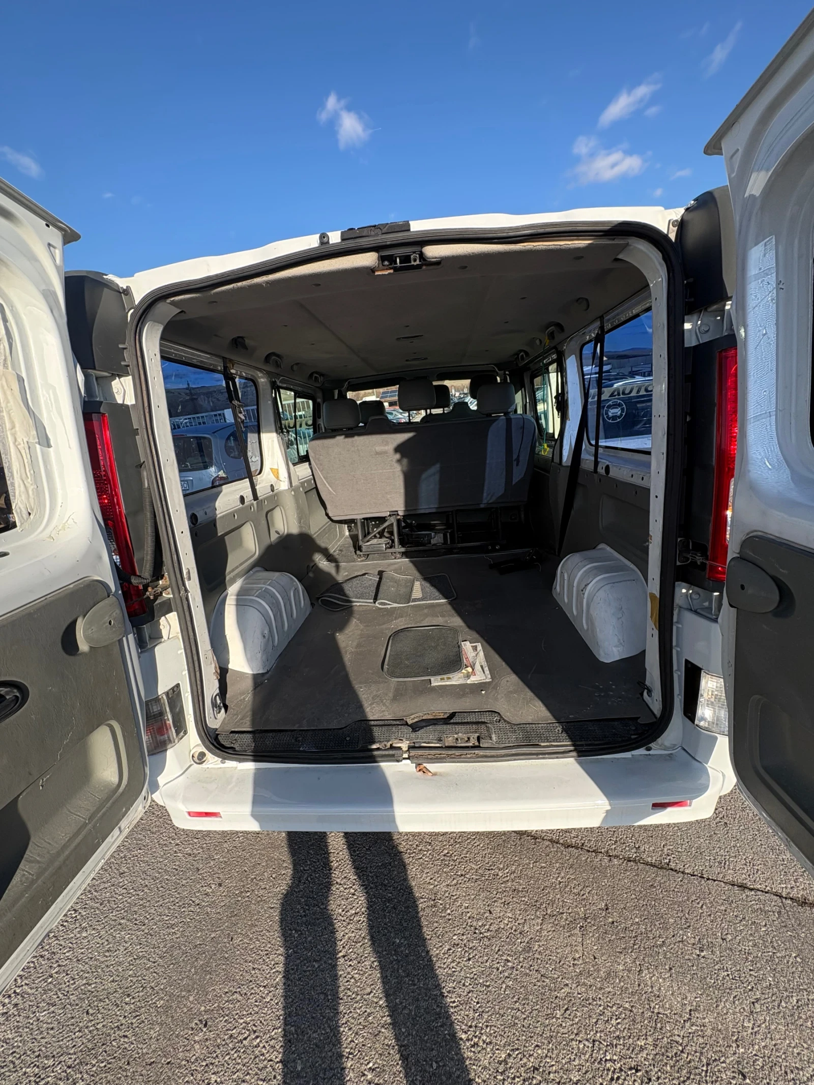 Nissan Primastar | Mobile.bg � ����������� 12