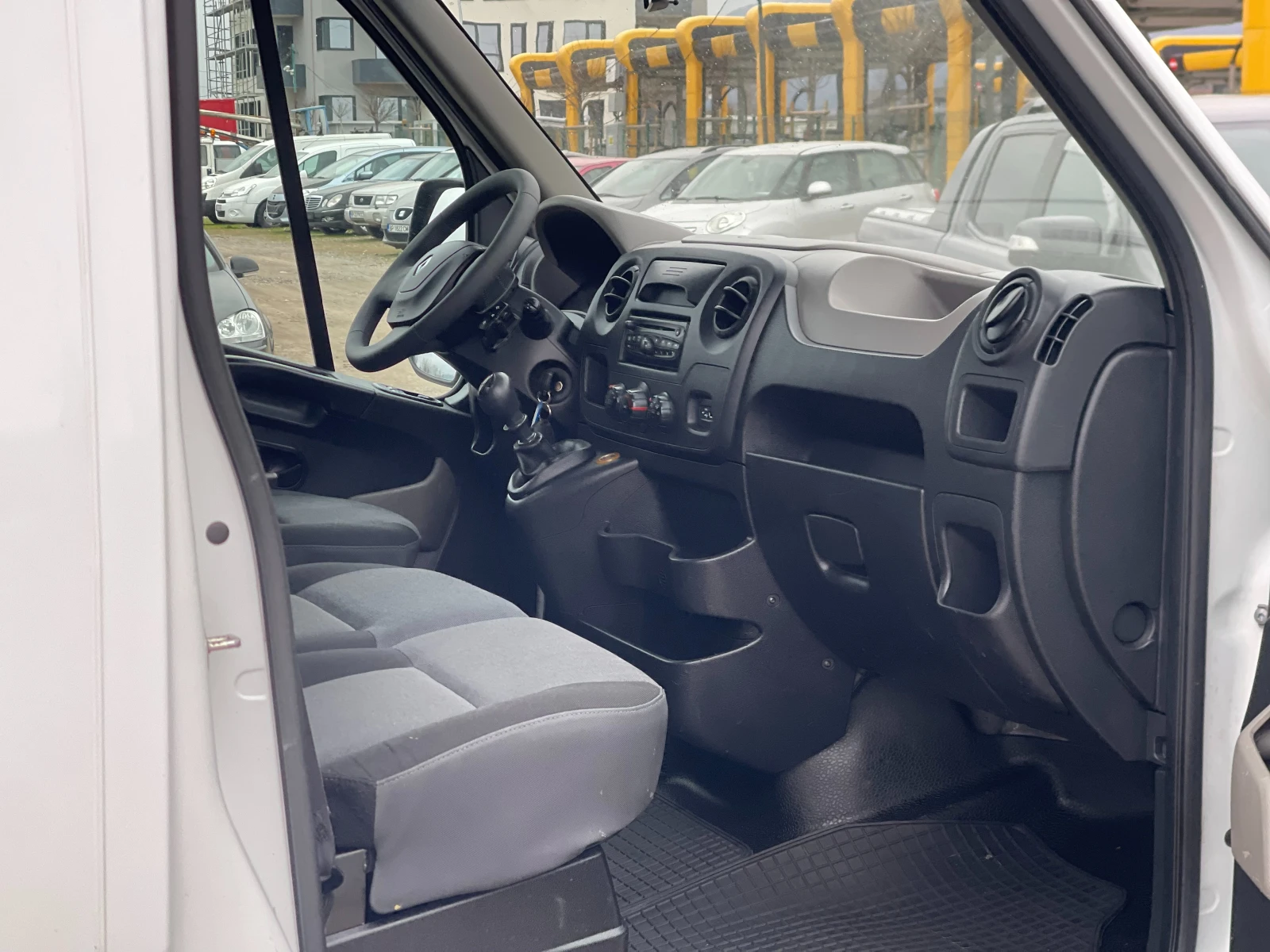 Renault Master 2.3DCi , снимка 10 - Бусове и автобуси - 53971191