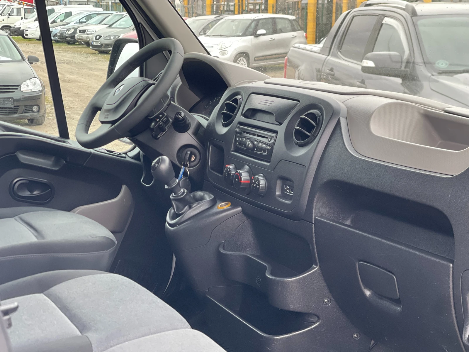 Renault Master 2.3DCi , снимка 11 - Бусове и автобуси - 53971191