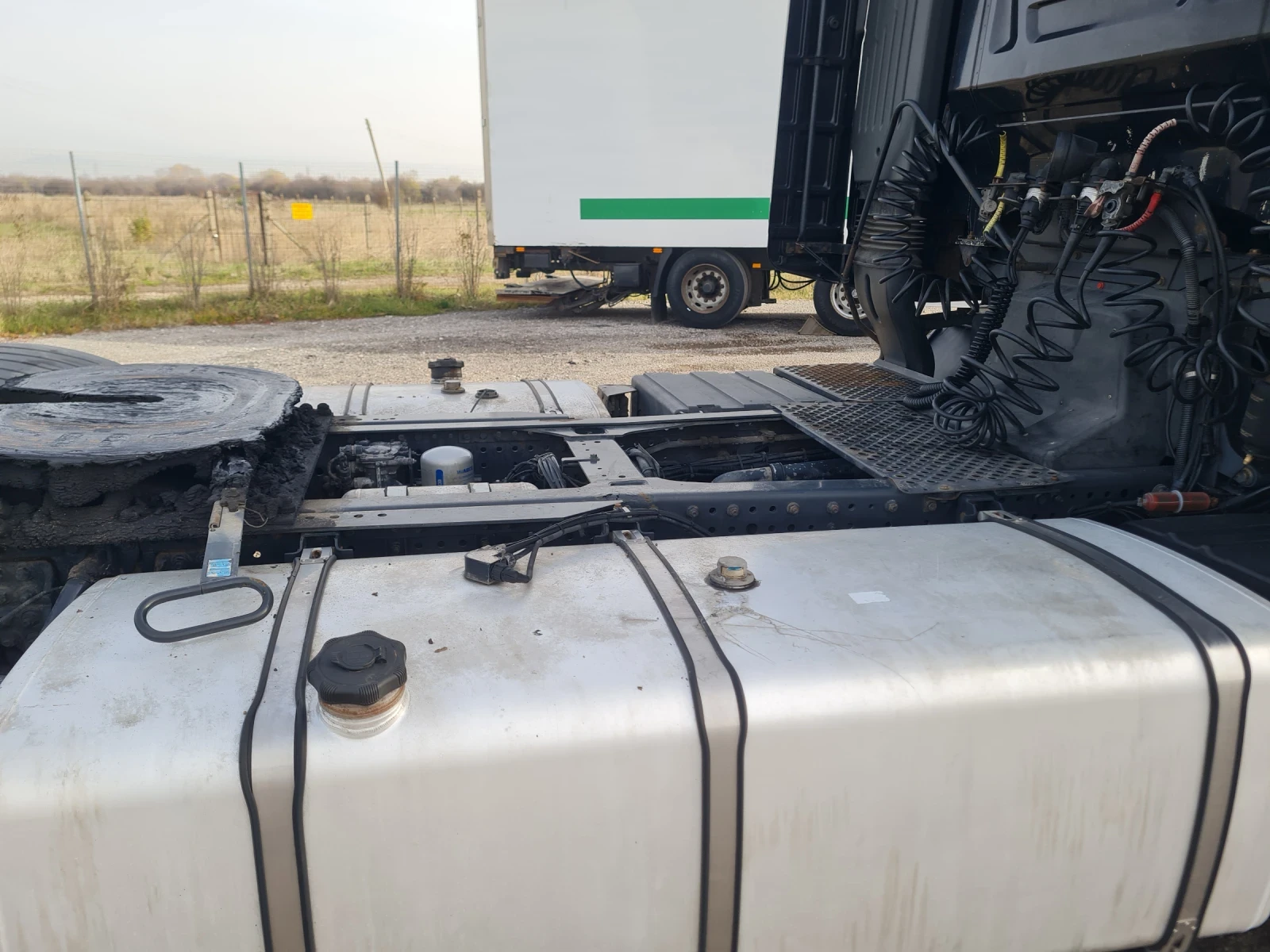 Iveco Stralis, снимка 3 - Камиони - 56061130