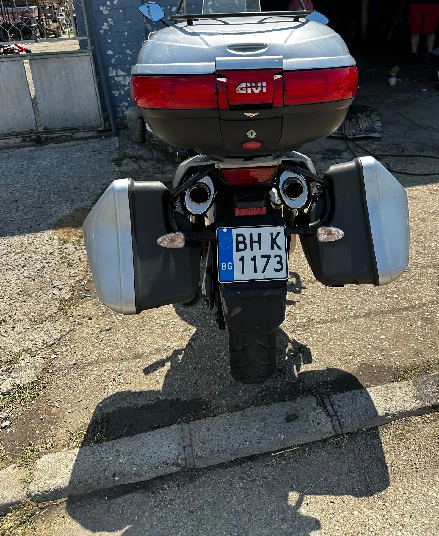 Aprilia Caponord ETV1000 - изображение 5