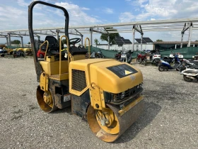 Обява за продажба на Валяк Cat CB214 2500 kg НАЛИЧЕН ~18 000 лв. - изображение 1