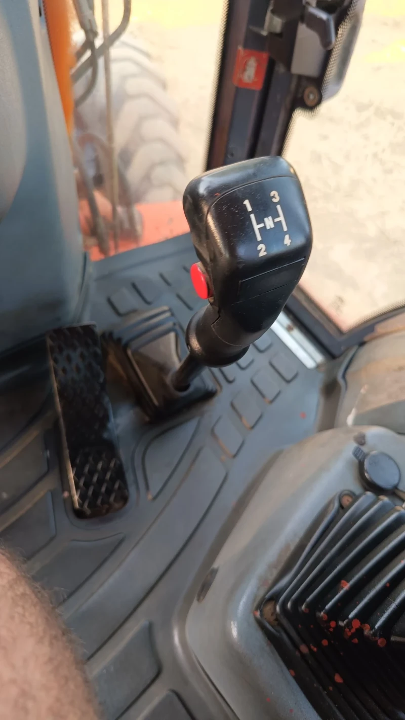 Багер Fiat Hitachi FB110 TURBO, снимка 14 - Индустриална техника - 50582213