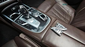BMW 740 d / XDRIVE / M PKG / 3 КЛЮЧА / ОБДУХ / ПОДГРЕВИ, снимка 9