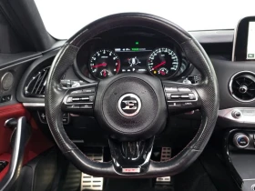 Kia Stinger 3.3 Turbo 2WD| 365к.с.| ВКЛ.ТЕХНОТЕСТ, снимка 13