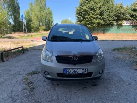 Toyota Corolla verso Технически Топ!, снимка 2