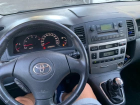 Toyota Corolla verso Технически Топ!, снимка 13