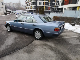 Mercedes-Benz 124 200E, снимка 4