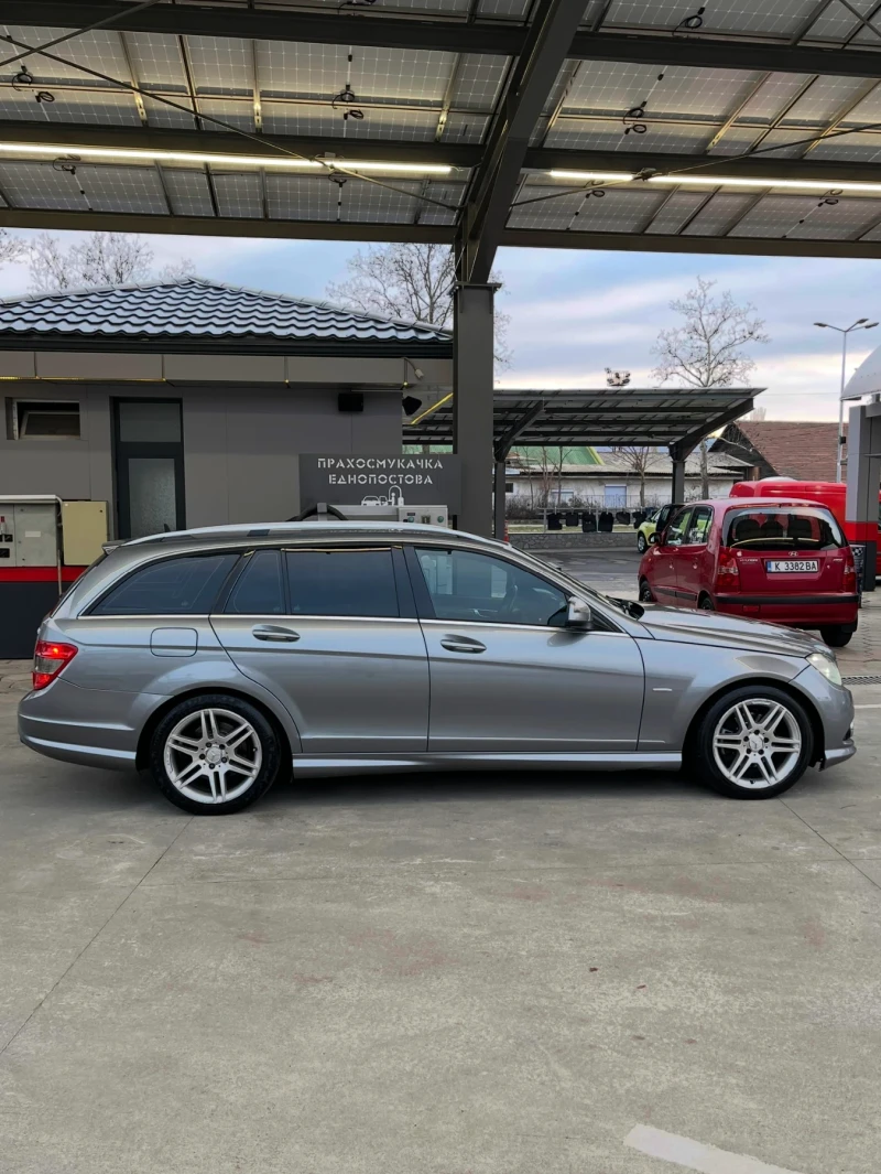 Mercedes-Benz C 220, снимка 6 - Автомобили и джипове - 49027738