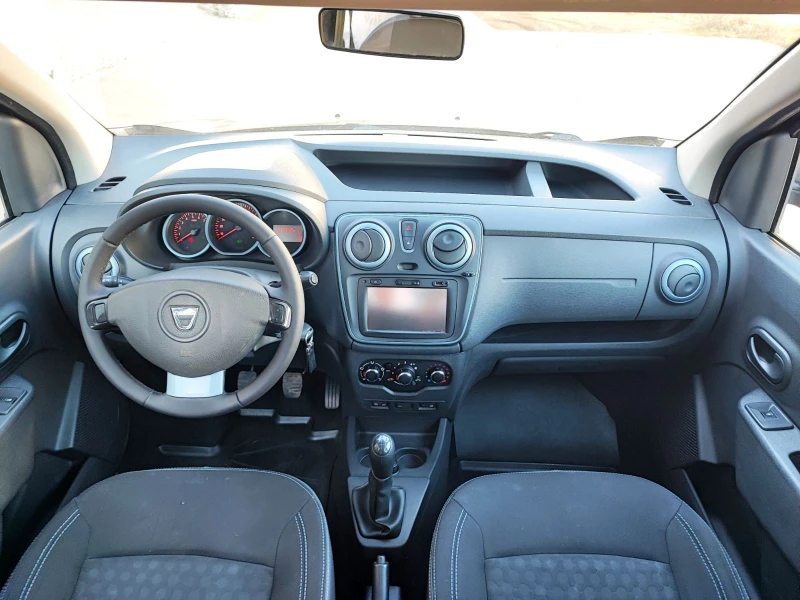 Dacia Dokker 1.2T* STEPWAY* Швейцария, снимка 12 - Автомобили и джипове - 52077362