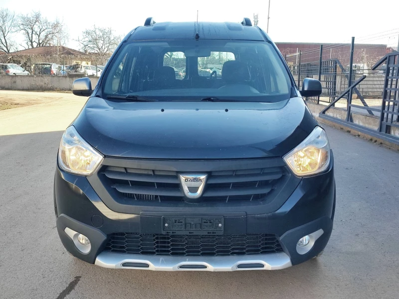 Dacia Dokker 1.2T* STEPWAY* Швейцария, снимка 8 - Автомобили и джипове - 52077362
