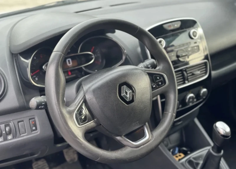 Renault Clio 1.5 DCi, снимка 5 - Автомобили и джипове - 50786381