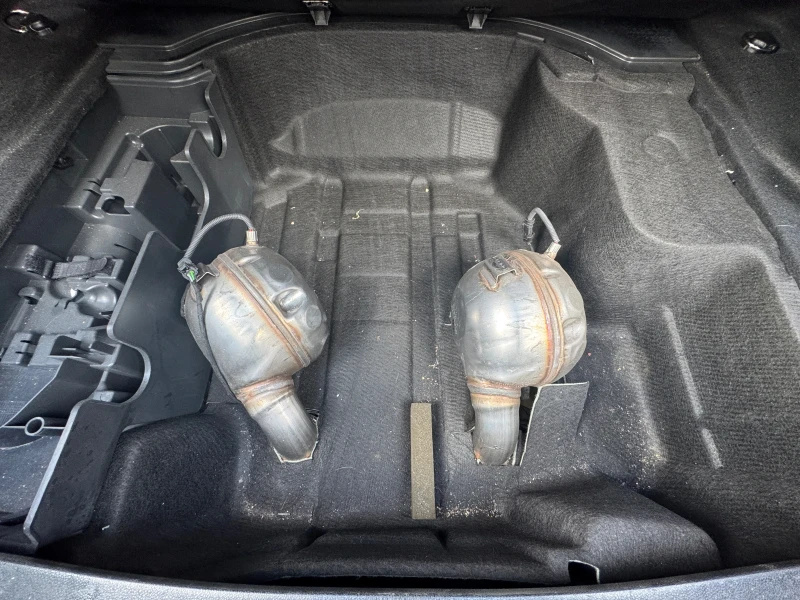 Mercedes-Benz CLS 350 Mercedes GT Face & Sound Tuning  , снимка 10 - Автомобили и джипове - 52486653