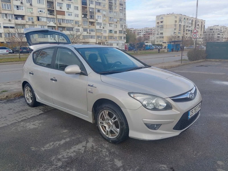 Hyundai I30, снимка 5 - Автомобили и джипове - 52368164